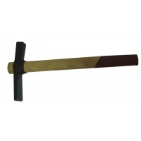 Купить БИБЕР 85387  Молоток каменщика кованый  ПРЕМИУМ  (0,6кг) (6/24) оптом в Москве от производителя