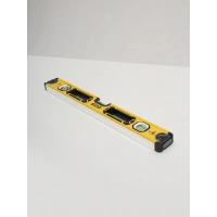 Купить Уровень магнитный, 3 глазка ALUKOMTOOLS, 600мм оптом в Москве от производителя